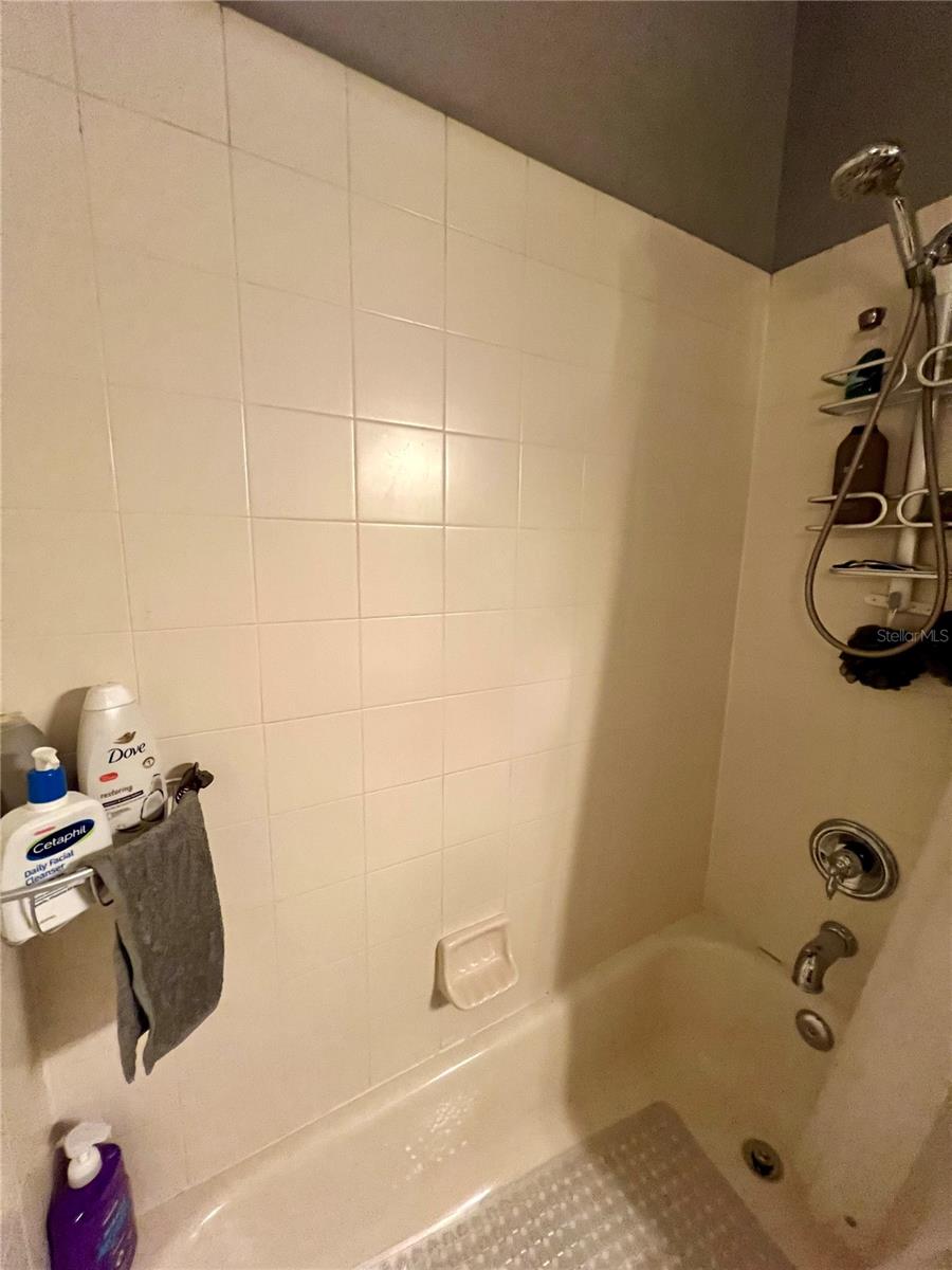 Image 31 of 91 For 13548 Old Florida Circle