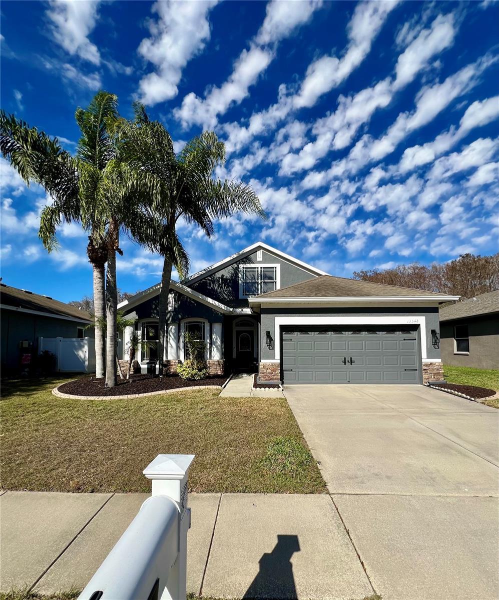 Image 5 of 91 For 13548 Old Florida Circle