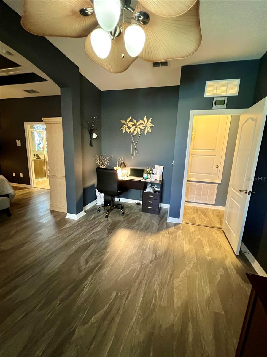 Image 65 of 91 For 13548 Old Florida Circle