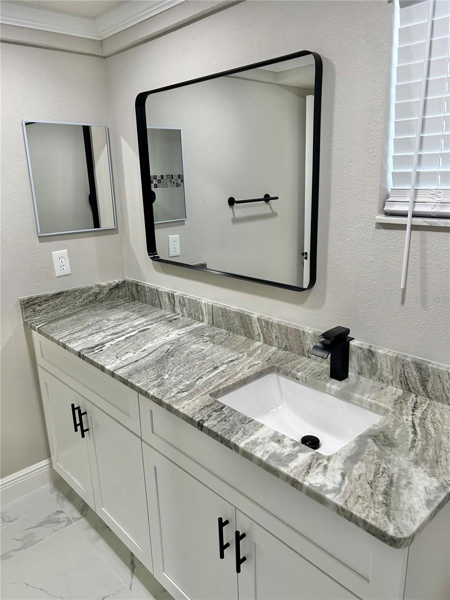 Image 33 of 51 For 4243 Stratfield Drive