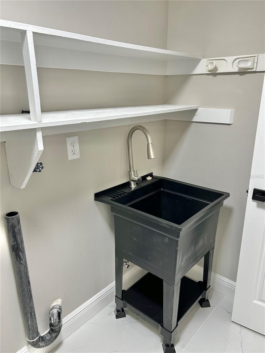 Image 47 of 51 For 4243 Stratfield Drive