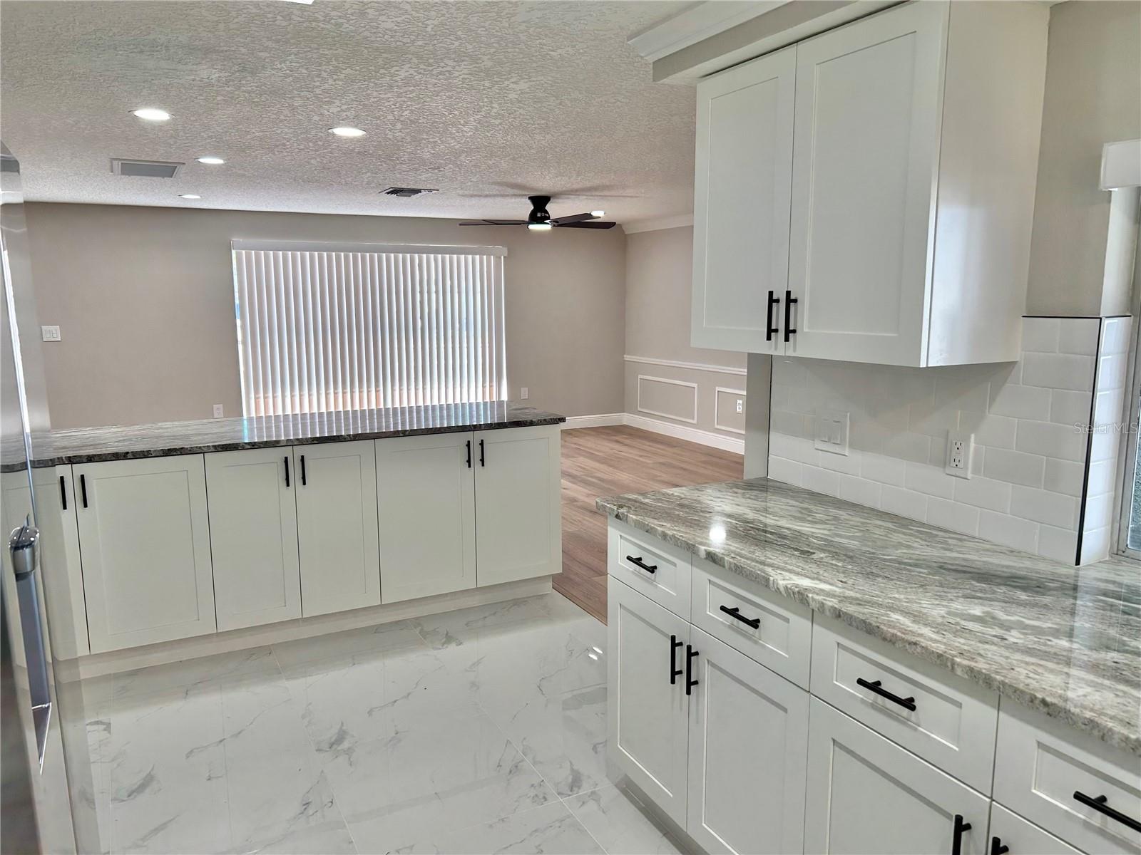 Image 6 of 51 For 4243 Stratfield Drive