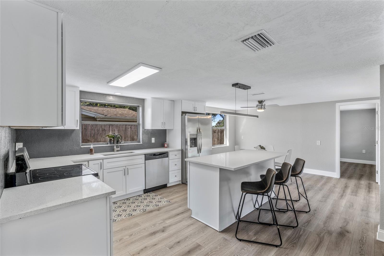 Image 12 of 47 For 9201 Hunt Club Lane