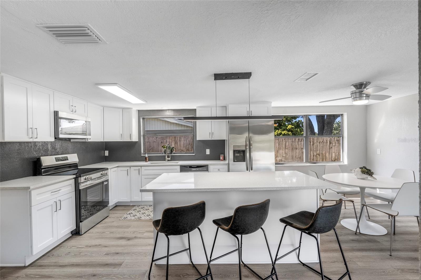 Image 15 of 47 For 9201 Hunt Club Lane