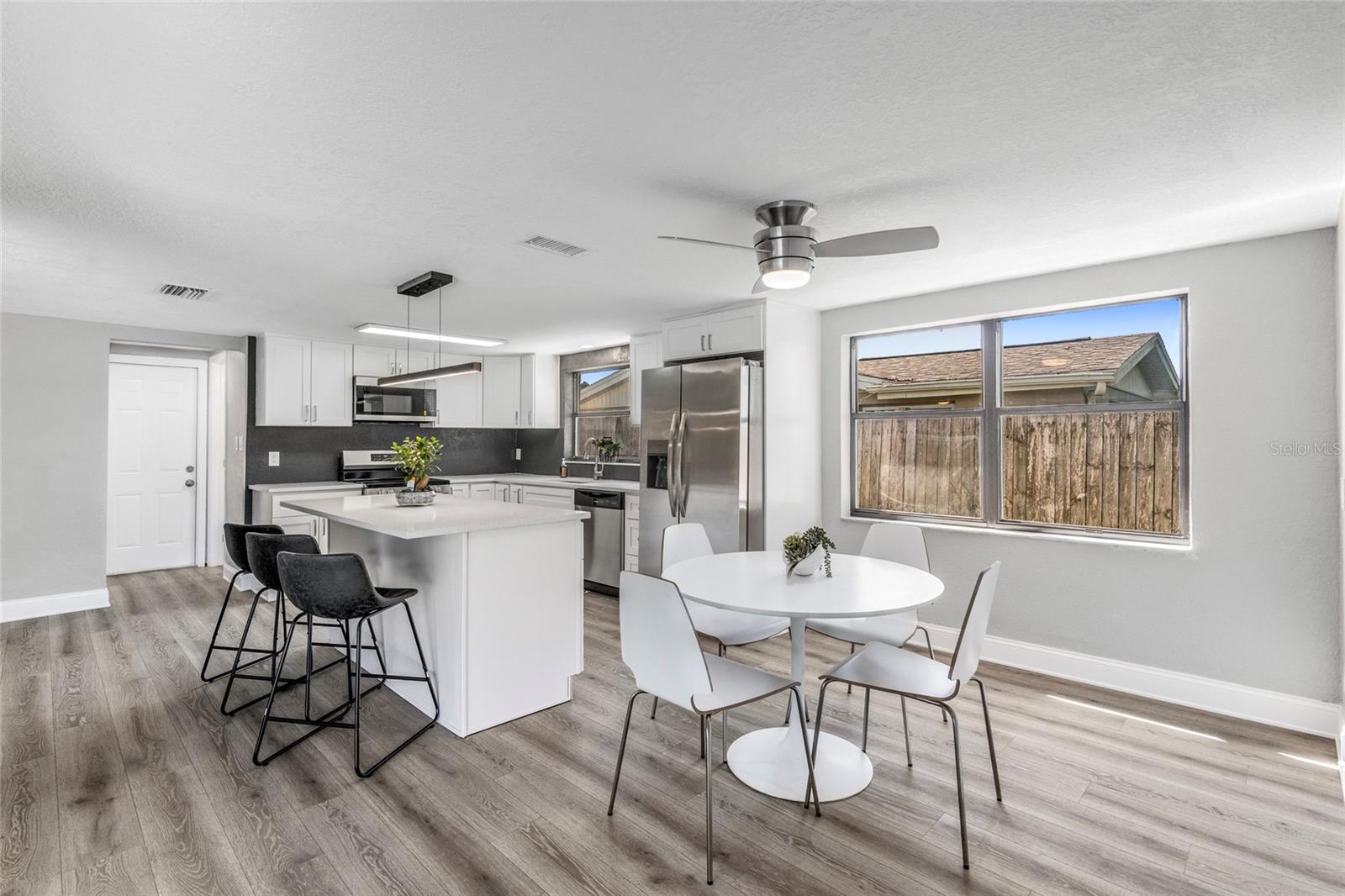 Image 16 of 47 For 9201 Hunt Club Lane