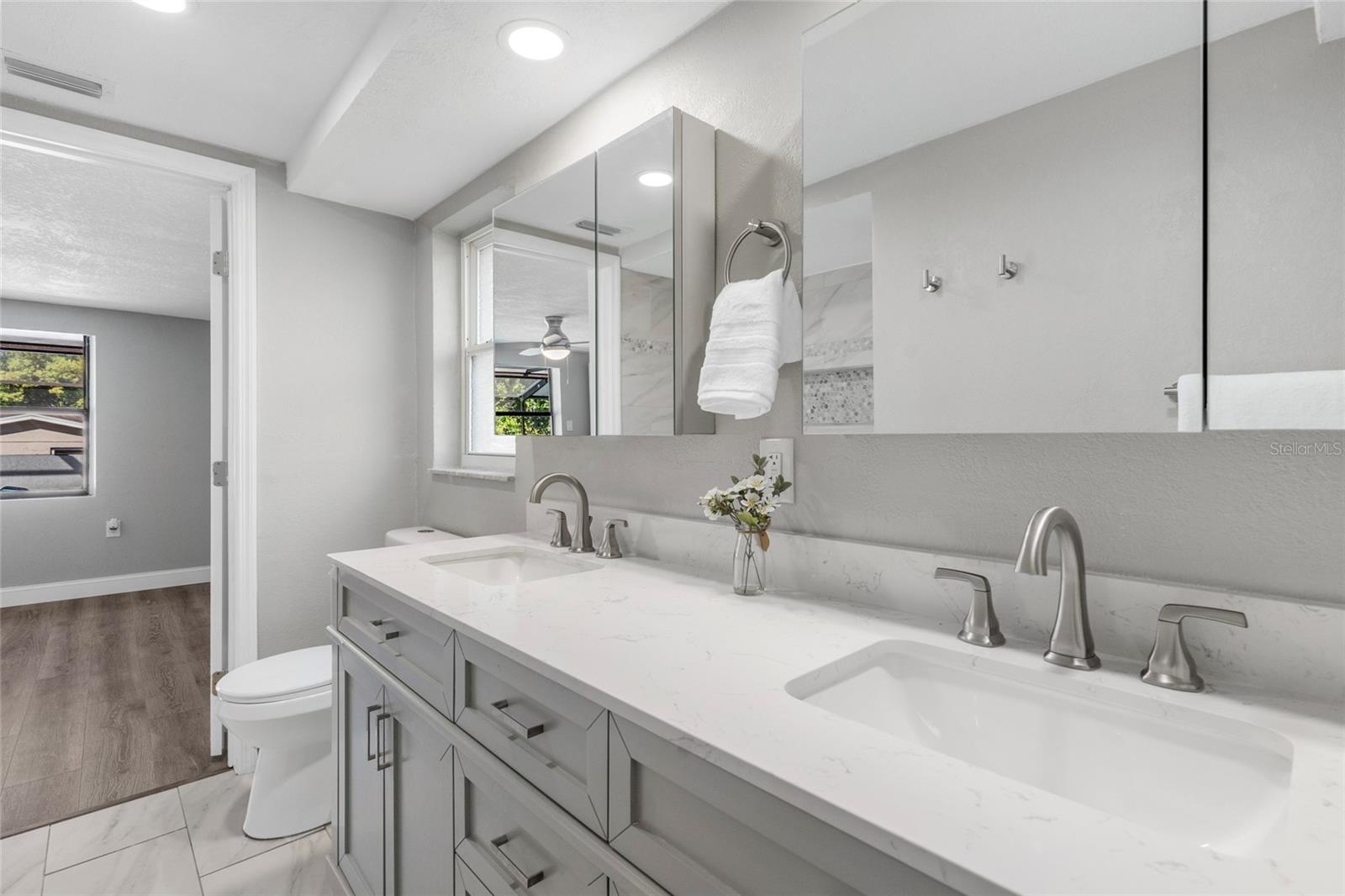 Image 21 of 47 For 9201 Hunt Club Lane