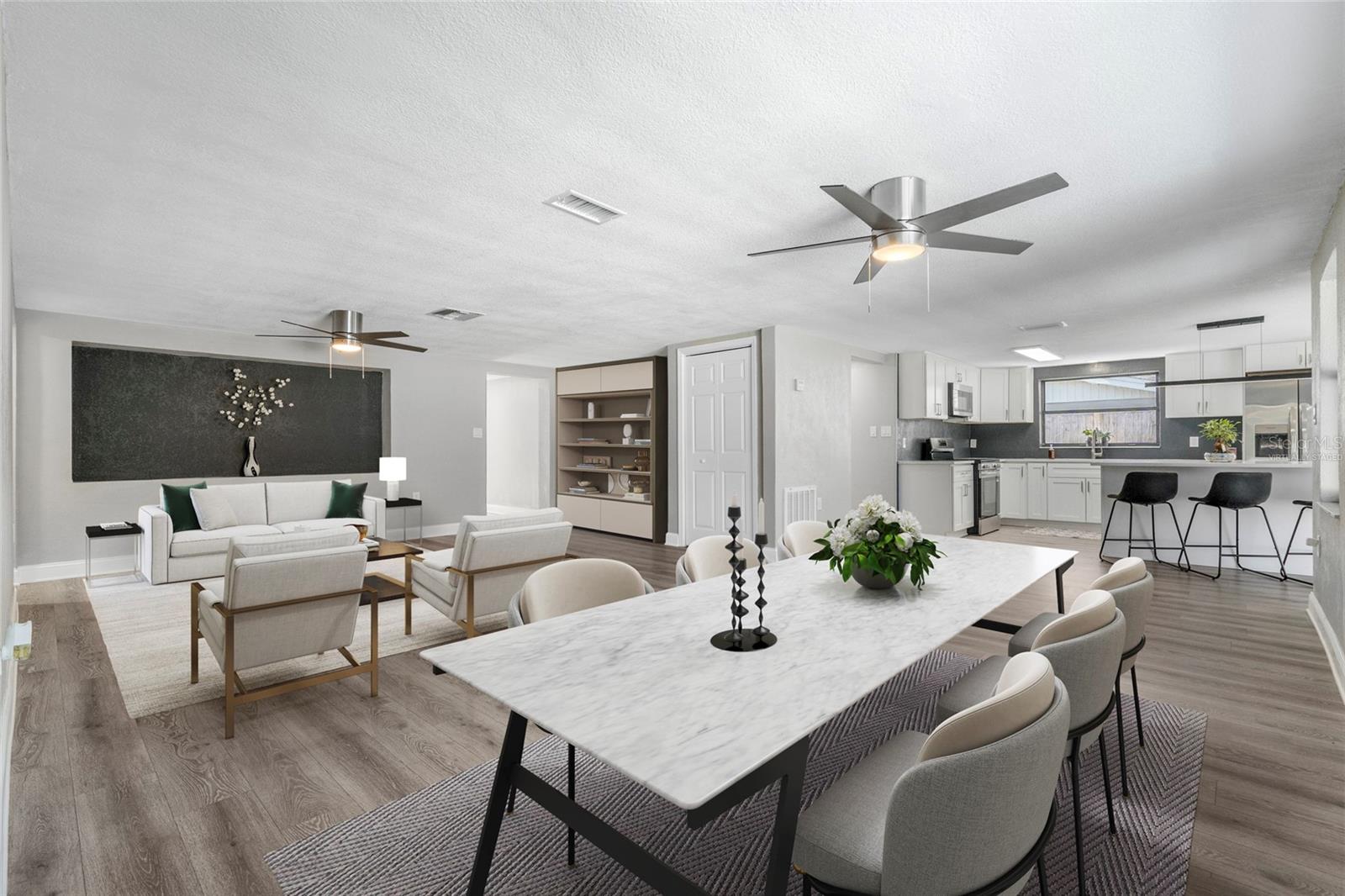 Image 3 of 47 For 9201 Hunt Club Lane