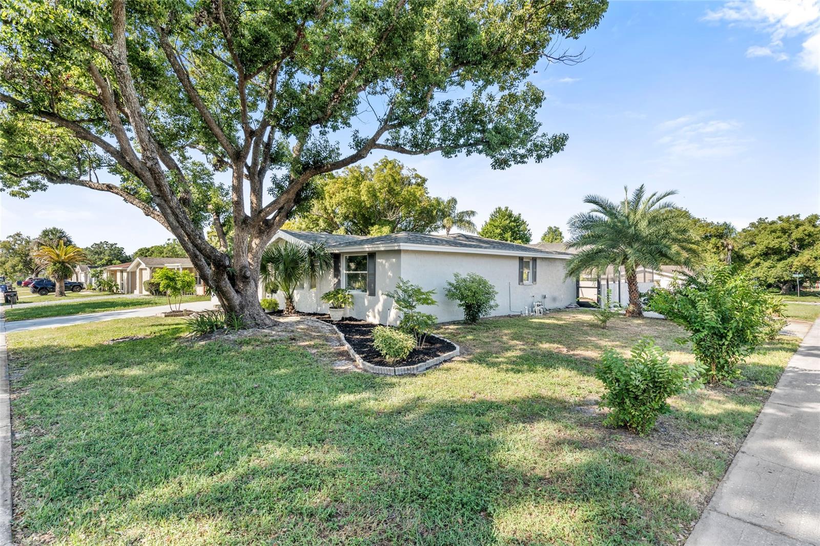 Image 40 of 47 For 9201 Hunt Club Lane