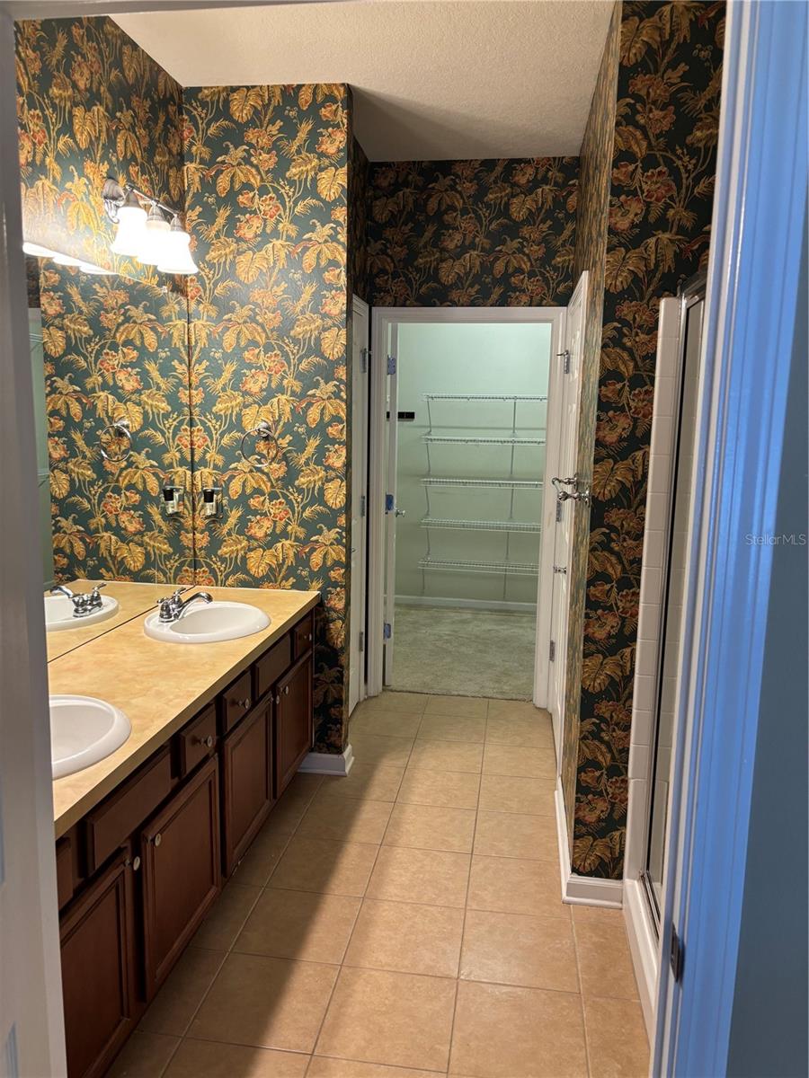 Image 9 of 17 For 13719 Eastfork Lane