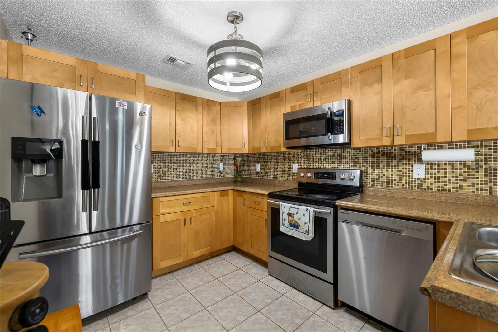 Image 18 of 50 For 11951 208th Terrace