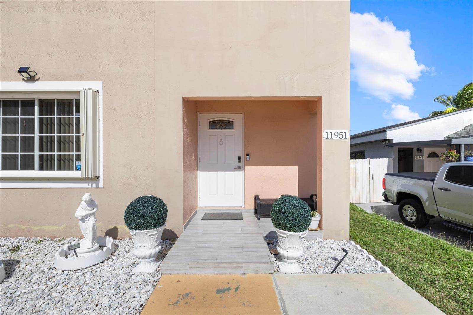 Image 4 of 50 For 11951 208th Terrace