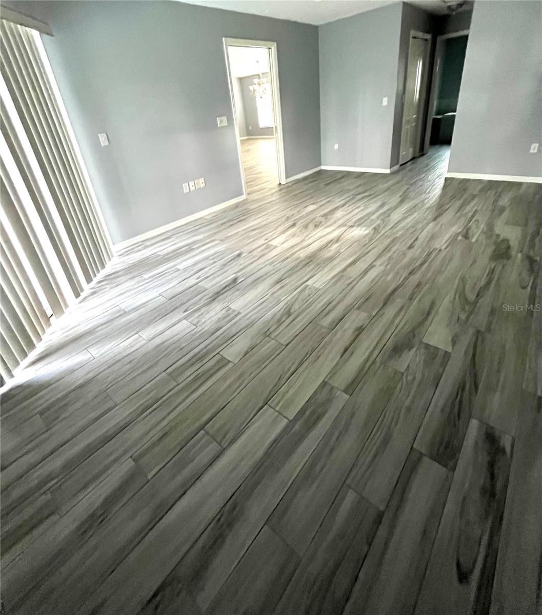 Image 14 of 21 For 2463 Stephanie Drive