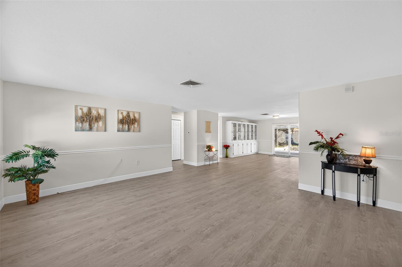 Image 10 of 100 For 5425 Drinkard Drive