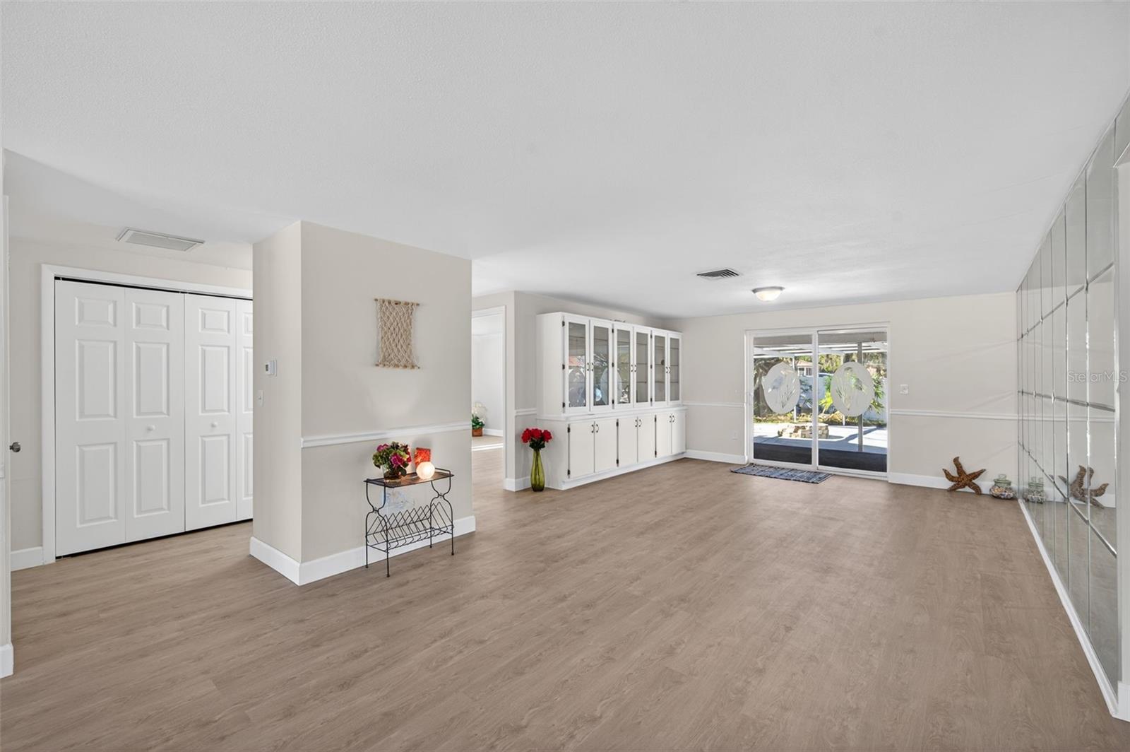 Image 11 of 100 For 5425 Drinkard Drive