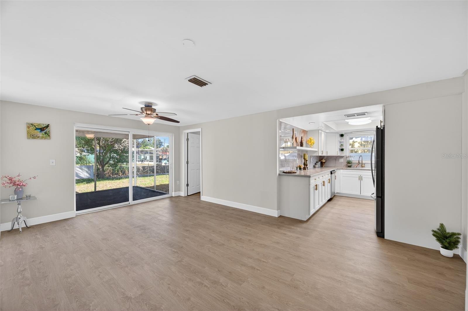 Image 17 of 100 For 5425 Drinkard Drive