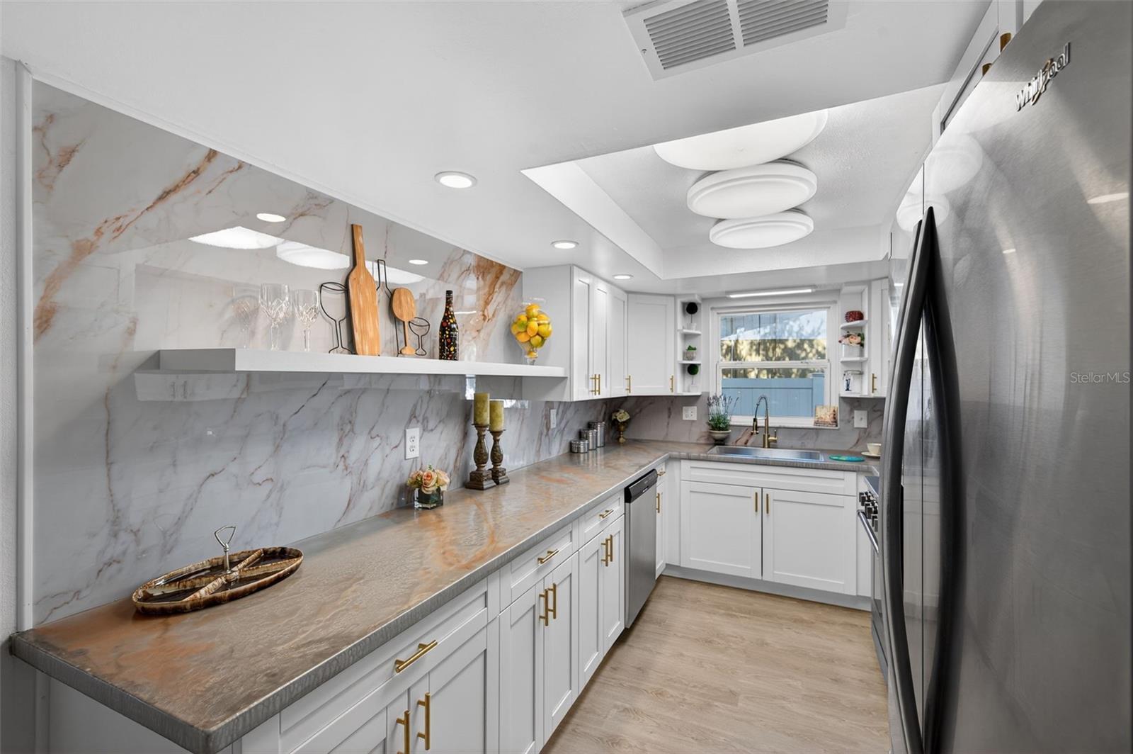 Image 21 of 100 For 5425 Drinkard Drive