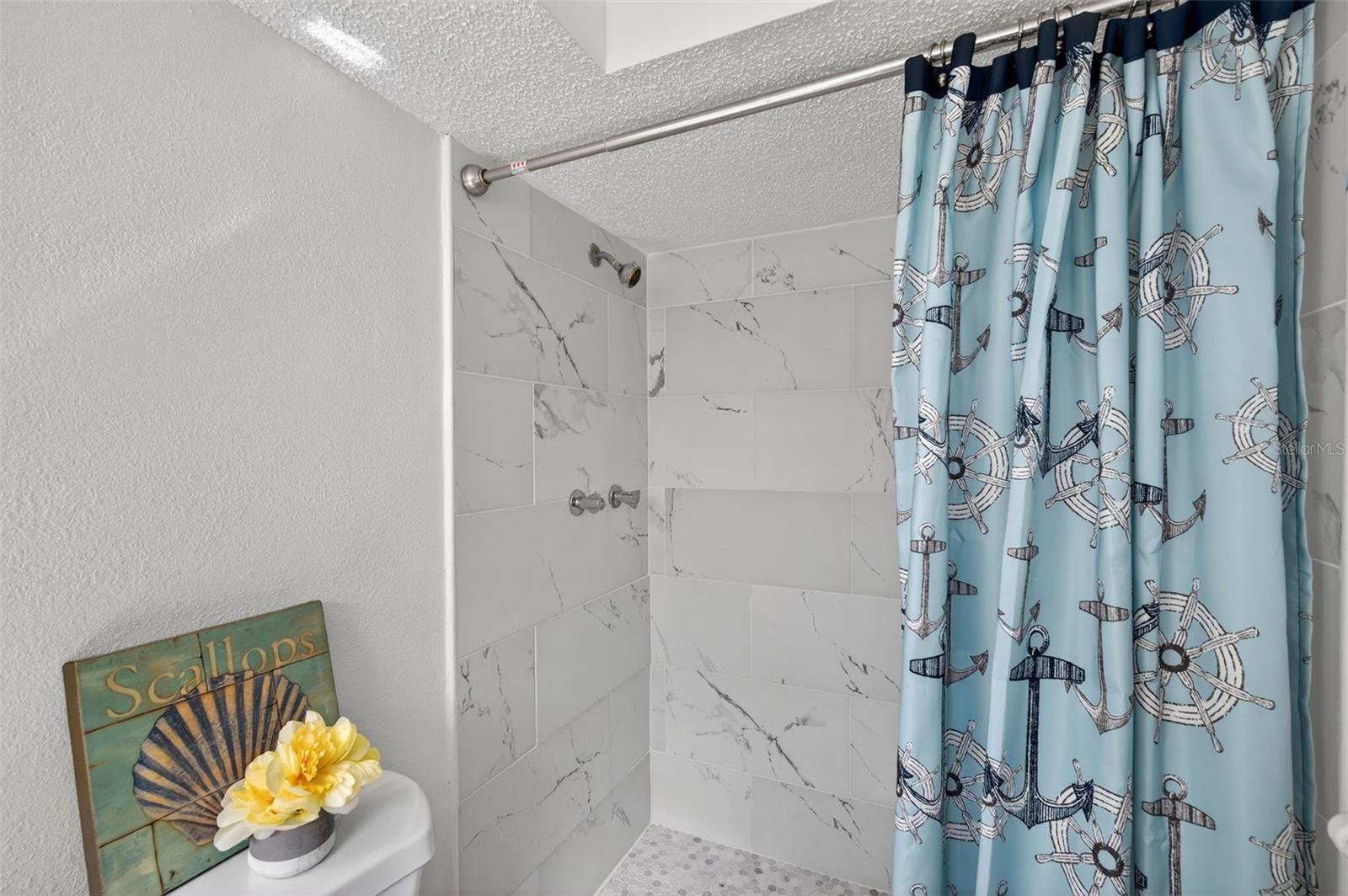 Image 33 of 100 For 5425 Drinkard Drive