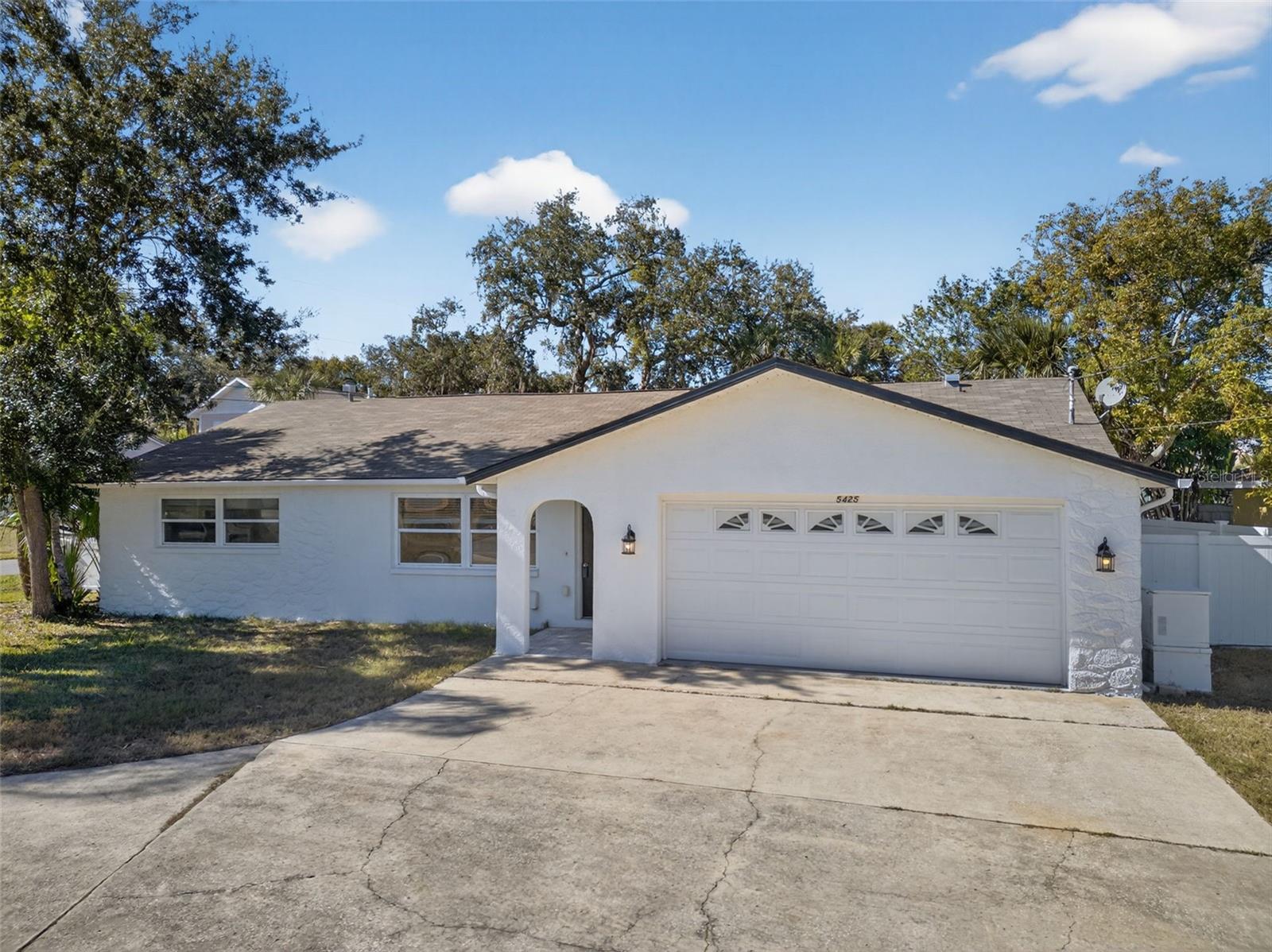 Image 61 of 100 For 5425 Drinkard Drive