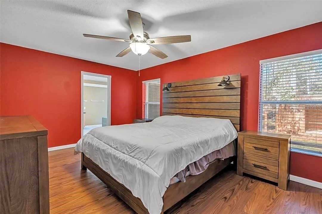 Image 16 of 29 For 18236 Macek Road