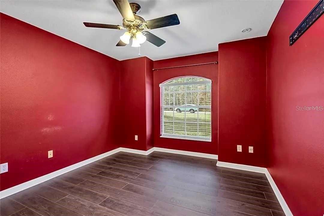 Image 21 of 29 For 18236 Macek Road