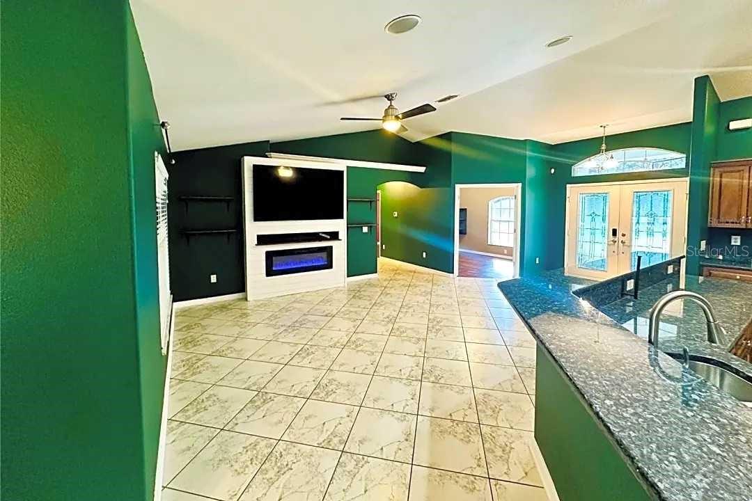 Image 6 of 29 For 18236 Macek Road