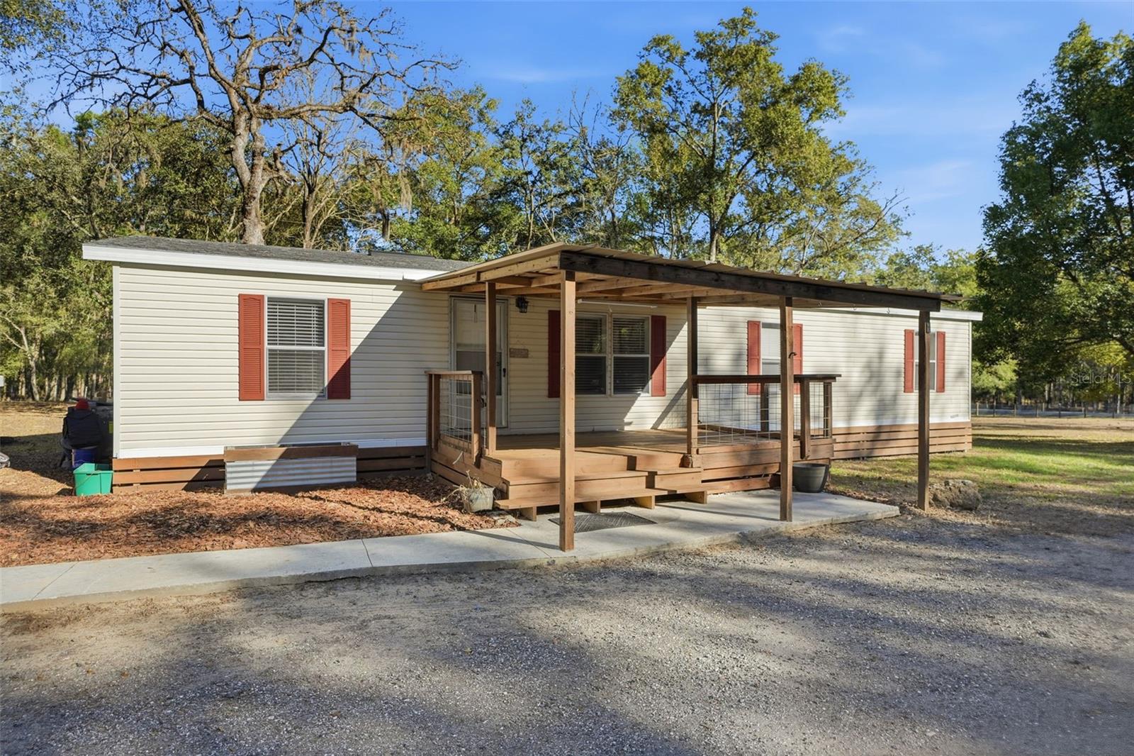 Image 2 of 45 For 27047 Hiawatha Boulevard