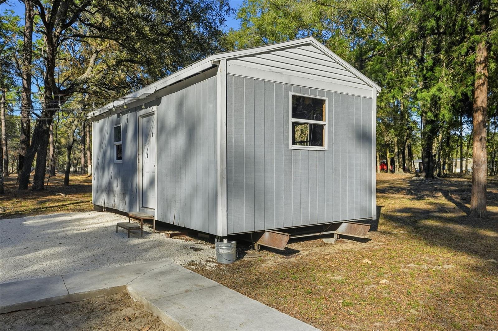 Image 32 of 45 For 27047 Hiawatha Boulevard