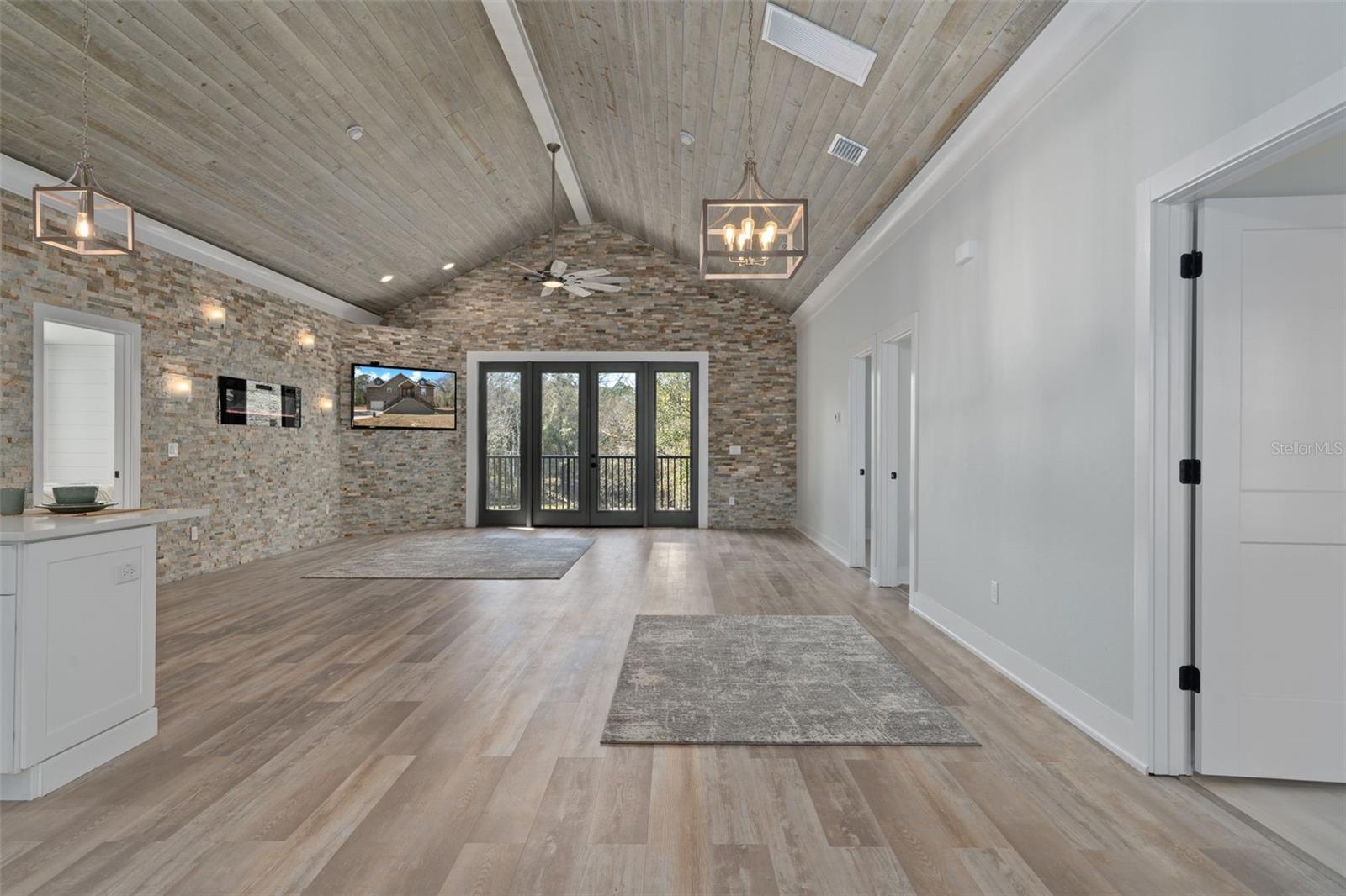 Image 25 of 86 For 7235 Canal Street