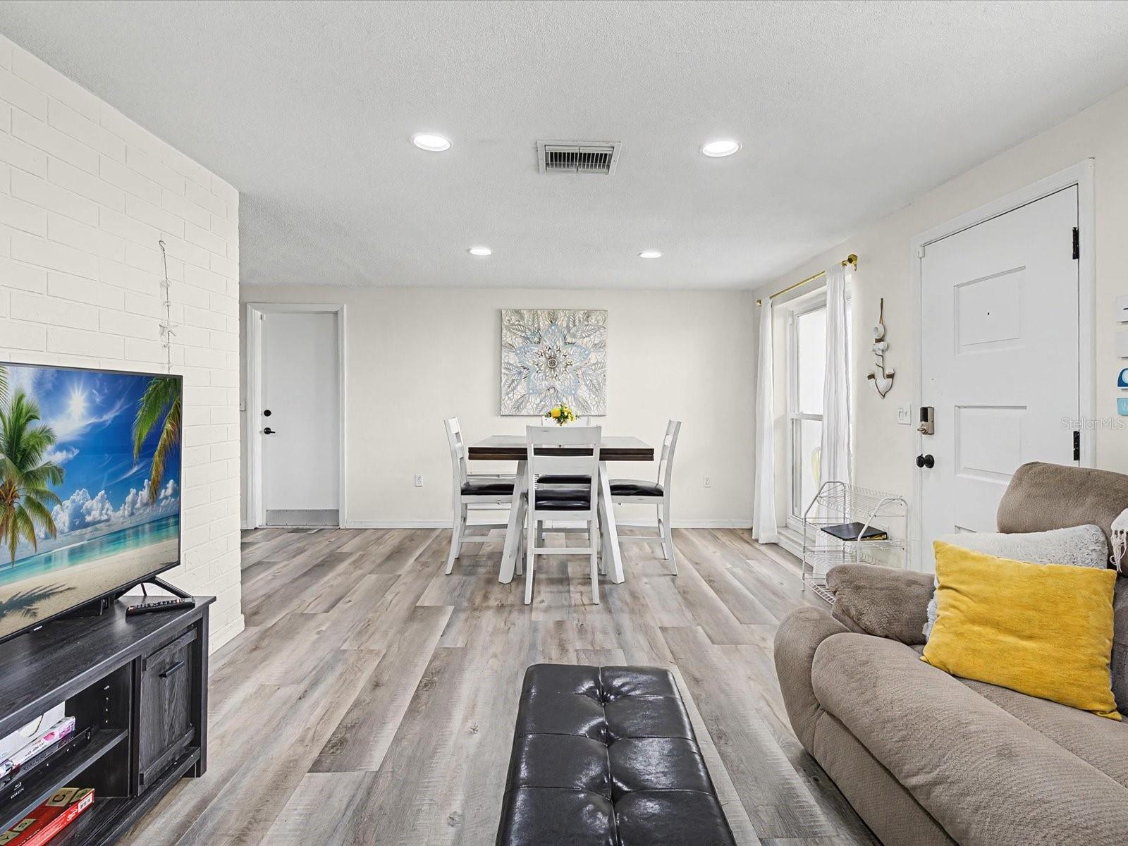 Image 4 of 24 For 3142 Pinon Drive