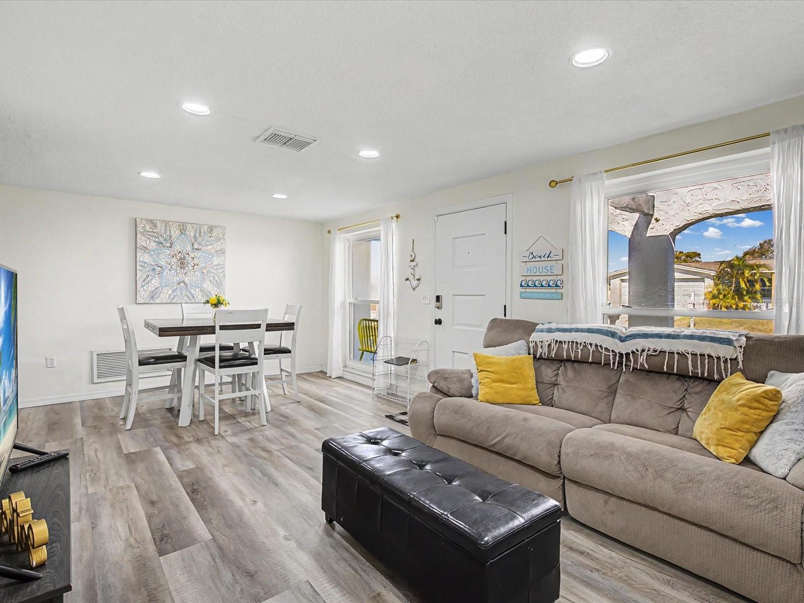 Image 5 of 24 For 3142 Pinon Drive