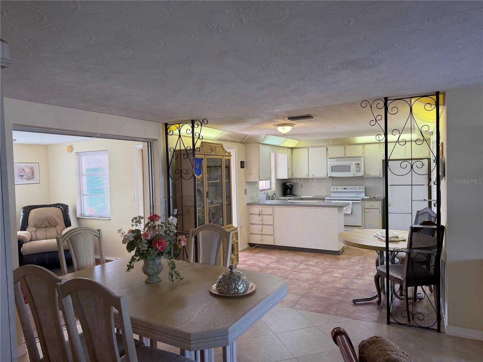 Image 20 of 23 For 3914 Carioca