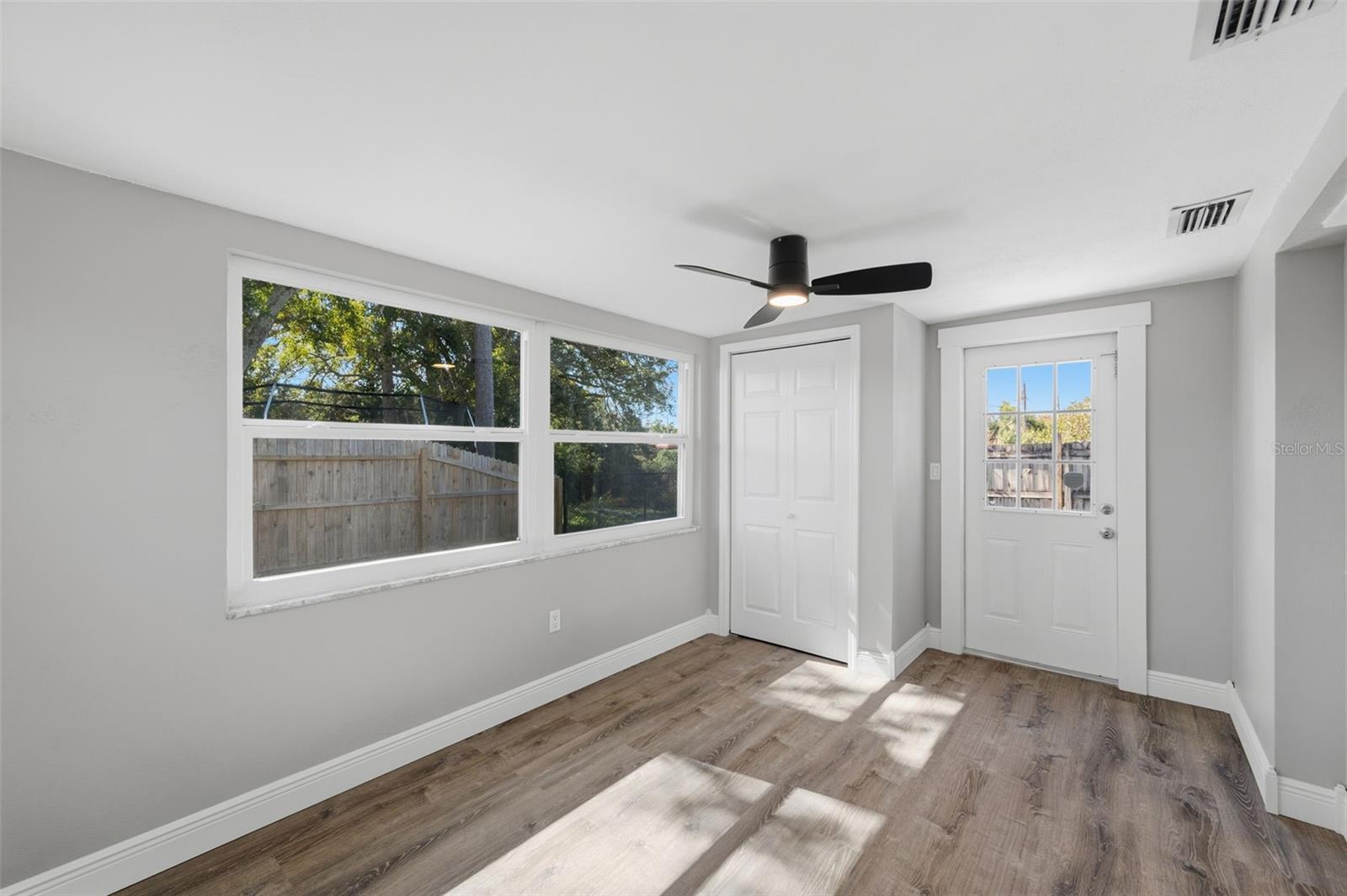 Image 25 of 45 For 7330 Rhinebeck Drive