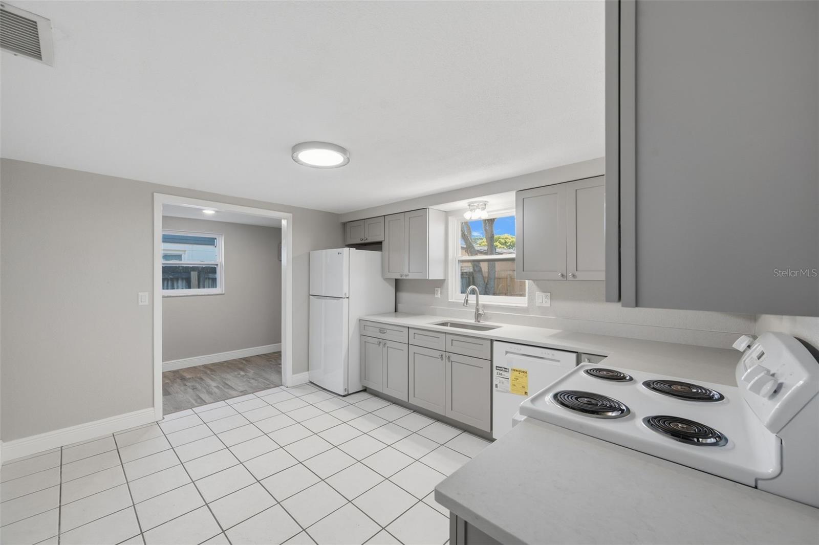 Image 28 of 45 For 7330 Rhinebeck Drive