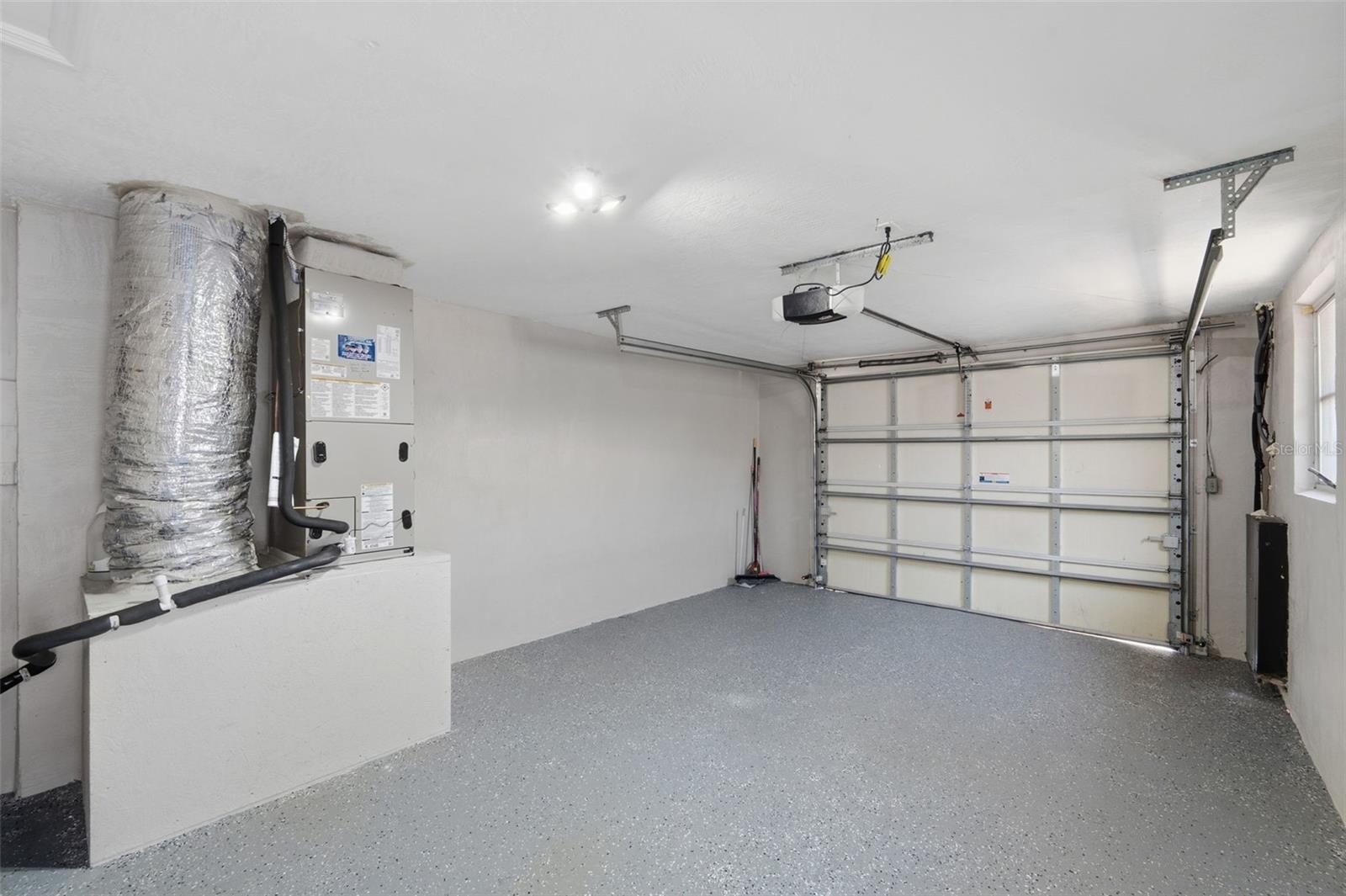 Image 36 of 45 For 7330 Rhinebeck Drive