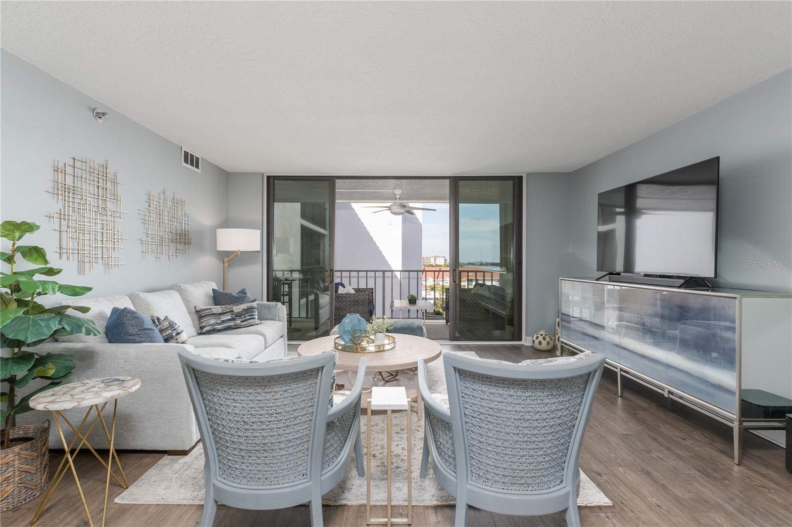 Image 12 of 28 For 19111 Vista Bay Drive 510