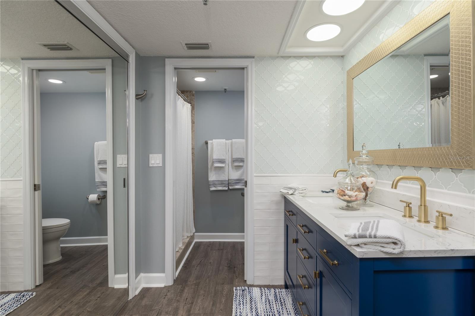 Image 18 of 28 For 19111 Vista Bay Drive 510