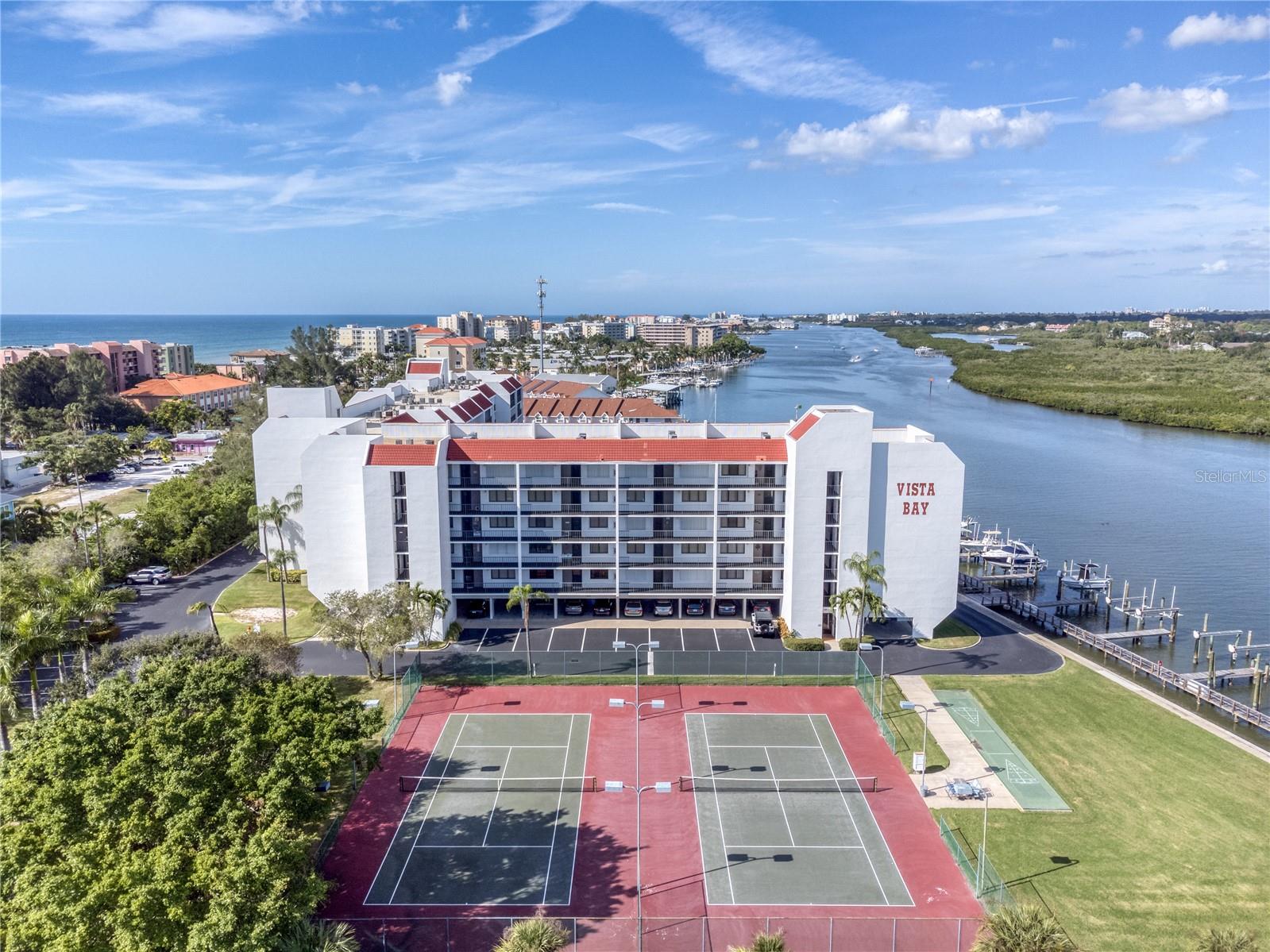 Image 2 of 28 For 19111 Vista Bay Drive 510