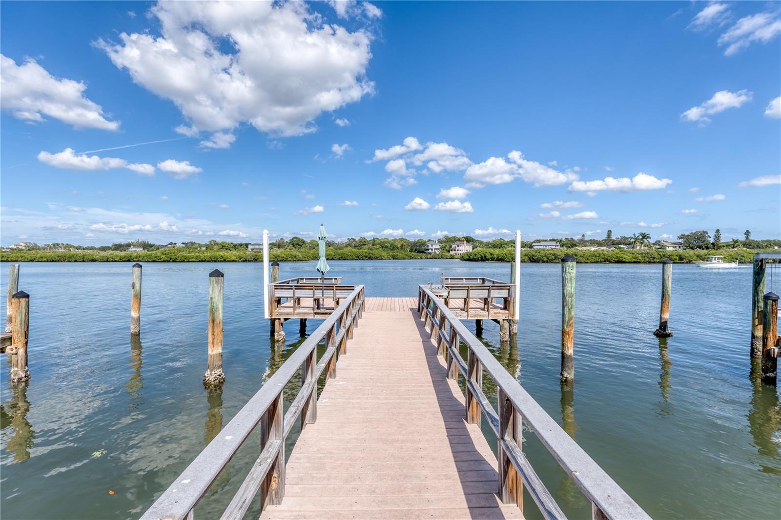 Image 25 of 28 For 19111 Vista Bay Drive 510