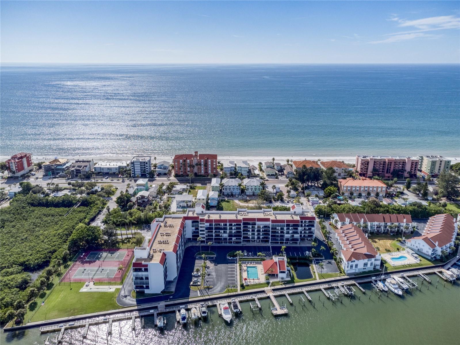 Image 4 of 28 For 19111 Vista Bay Drive 510