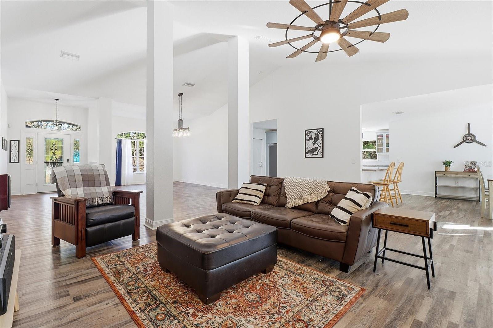 Image 11 of 41 For 21 Lobelia Court