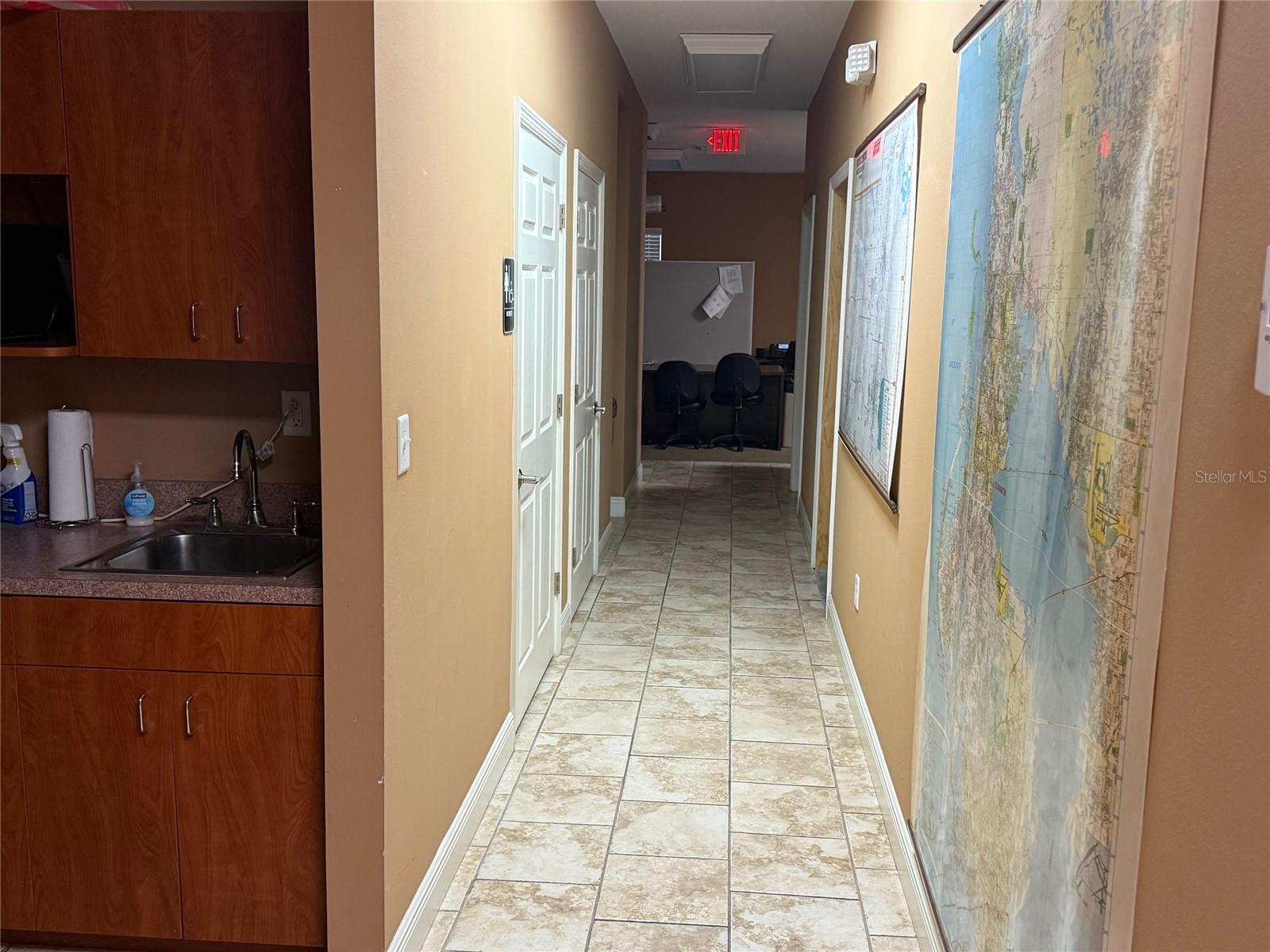 Image 8 of 11 For 565 Hercules Avenue