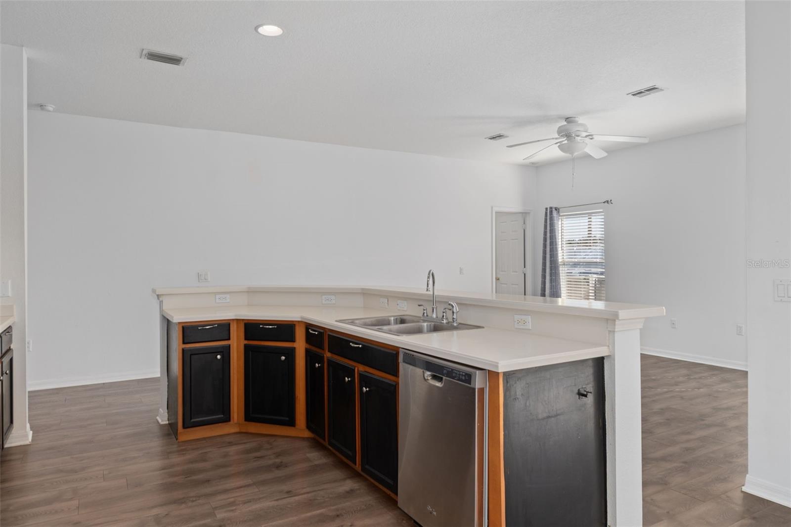 Image 25 of 48 For 15148 Durango Circle