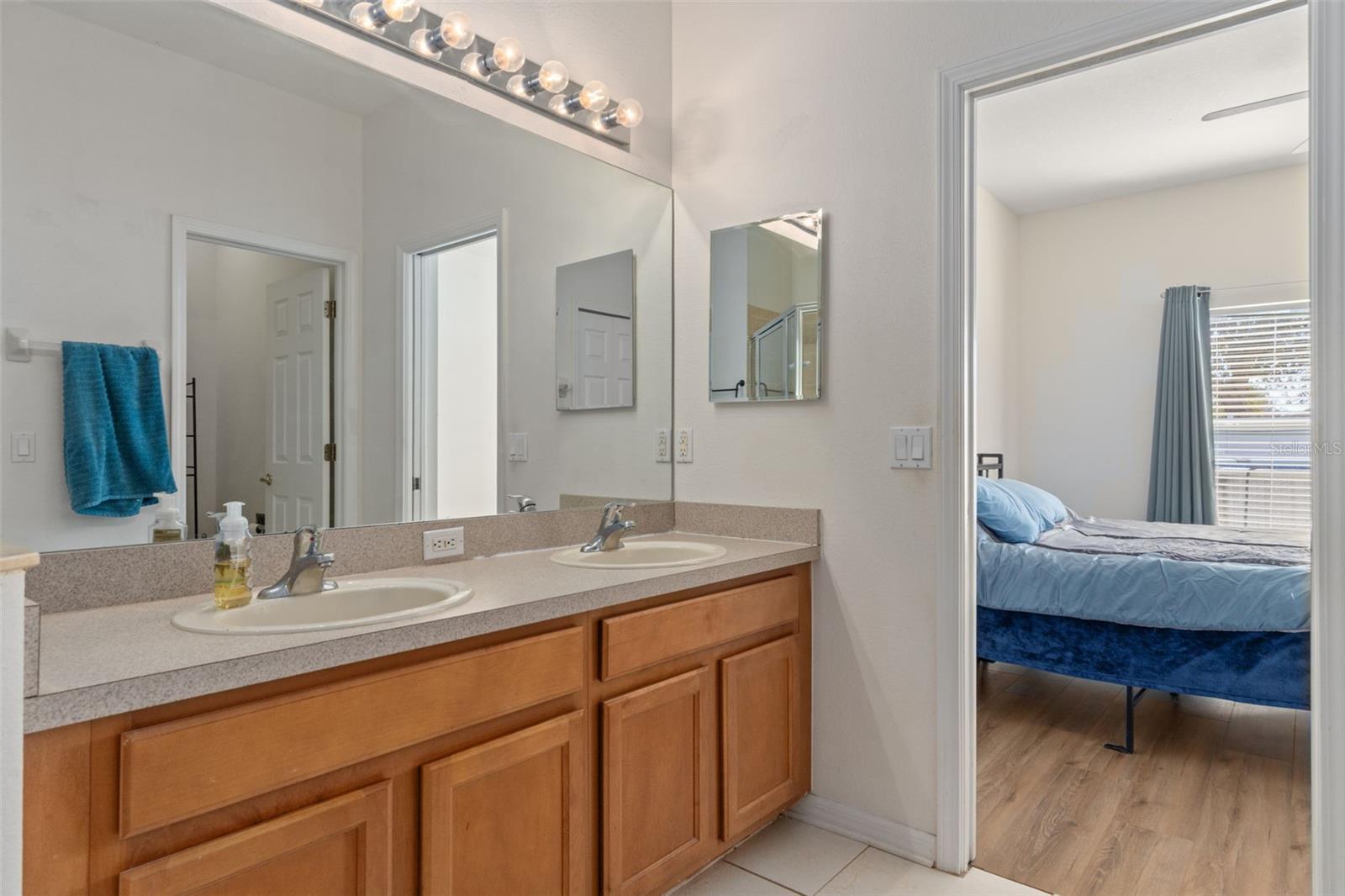 Image 32 of 48 For 15148 Durango Circle