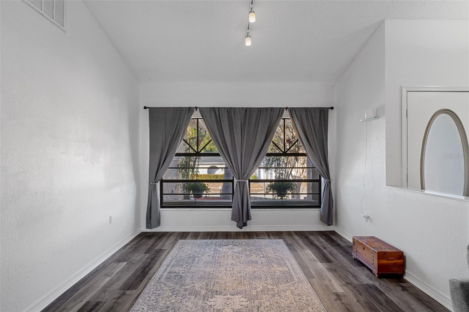 Image 14 of 42 For 10918 Midland Bridge Road