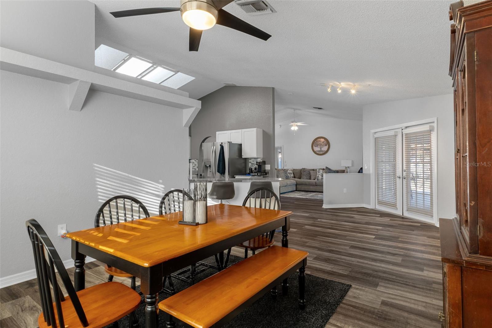 Image 16 of 42 For 10918 Midland Bridge Road