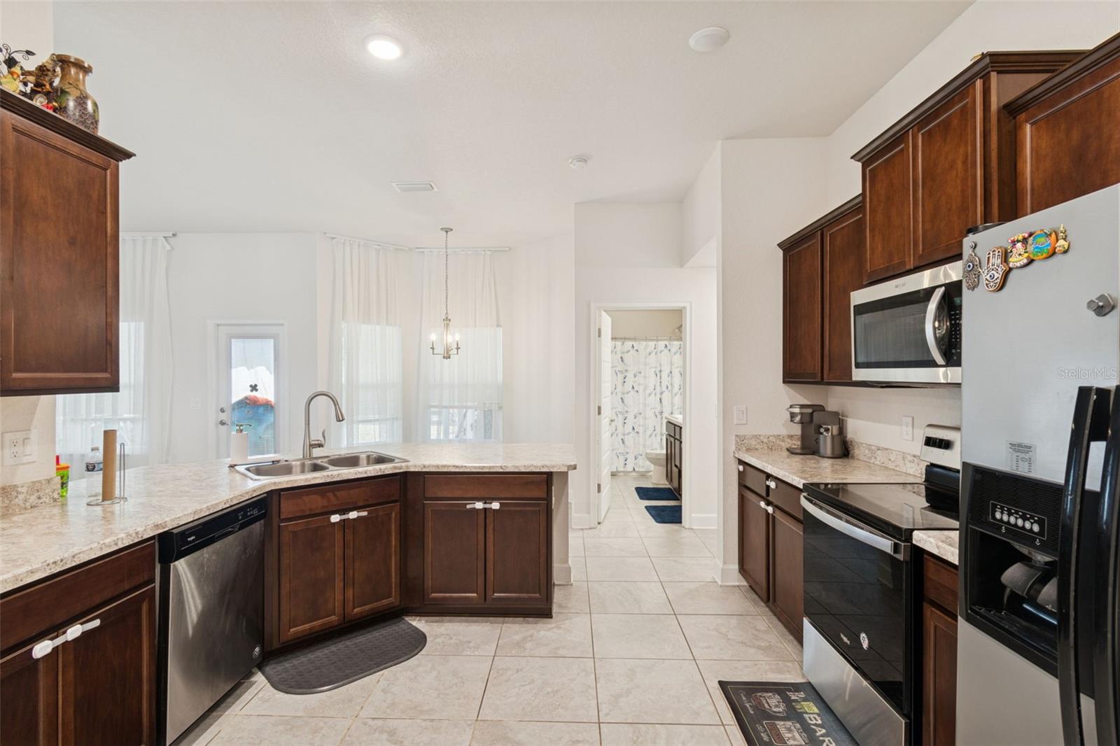 Image 21 of 48 For 10358 Musa Road