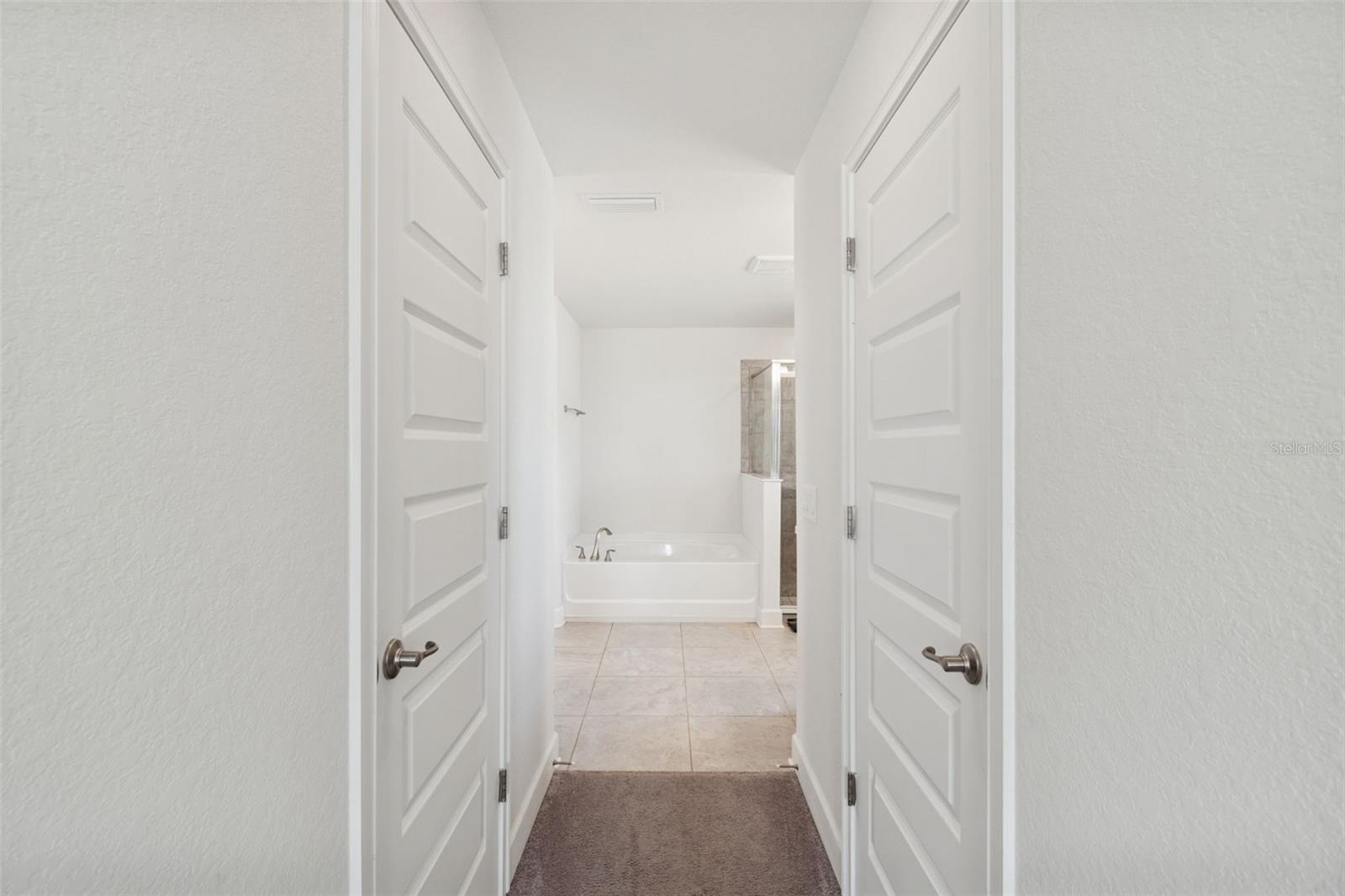 Image 34 of 48 For 10358 Musa Road