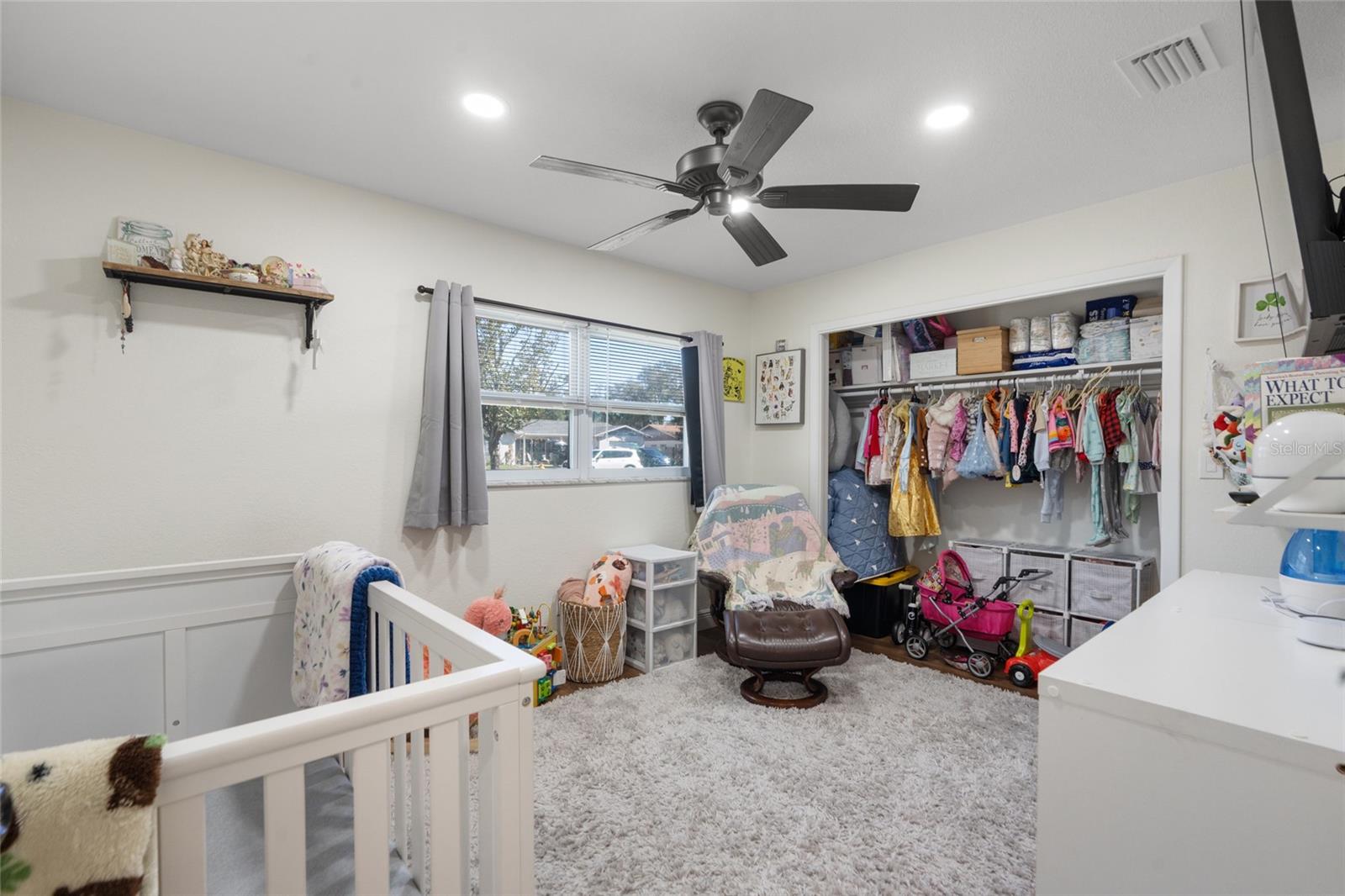 Image 25 of 51 For 7124 Wrenwood Circle