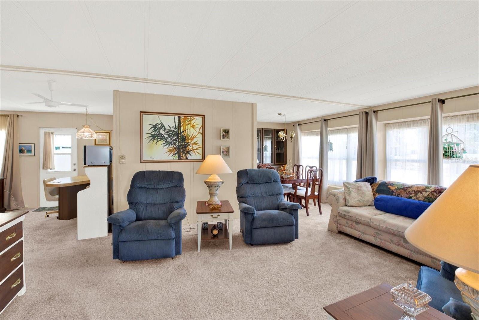 Image 4 of 21 For 8134 Baycrest Drive