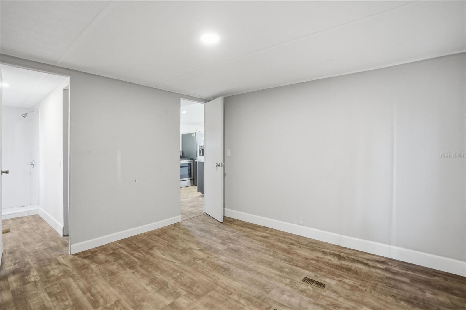 Image 19 of 35 For 25256 Richbarn Road